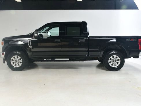 Used 2020 Ford F250 XLT w/ Snow Plow Prep Package image 3