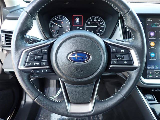 Used 2025 Subaru Outback Premium AWD/4WD image 14