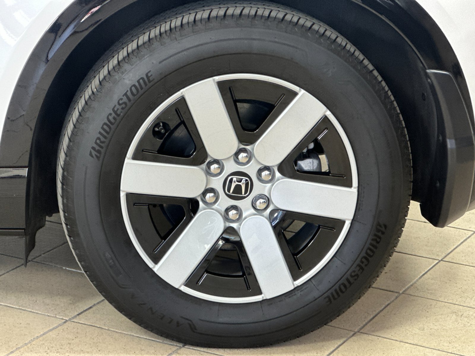 Used 2024 Honda Prologue Touring image 24