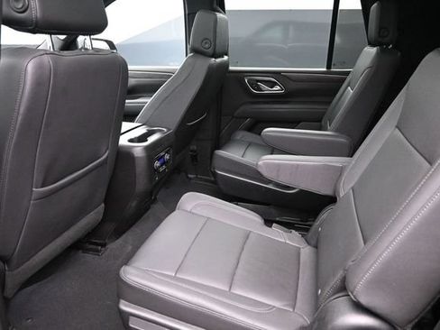 Used 2023 Chevrolet Tahoe LT w/ LT Signature Plus Package AWD/4WD image 15