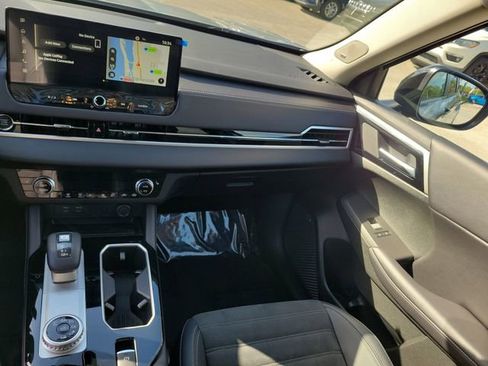 New 2025 Mitsubishi Outlander AWD image 16