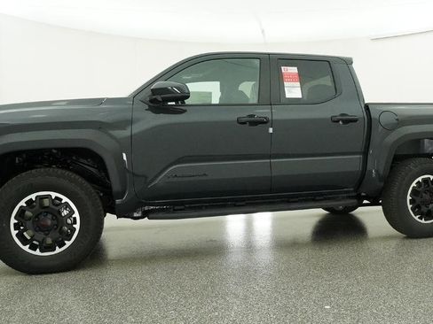 New 2026 Toyota Tacoma TRD Off-Road AWD/4WD image 22