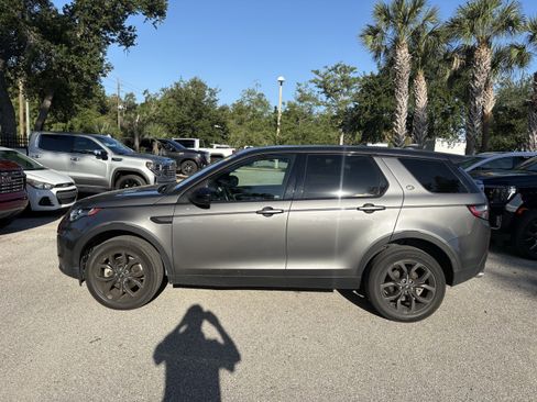 Used 2019 Land Rover Discovery Sport HSE AWD/4WD image 4