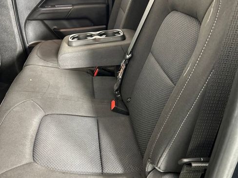 Used 2020 Chevrolet Colorado LT RWD image 18