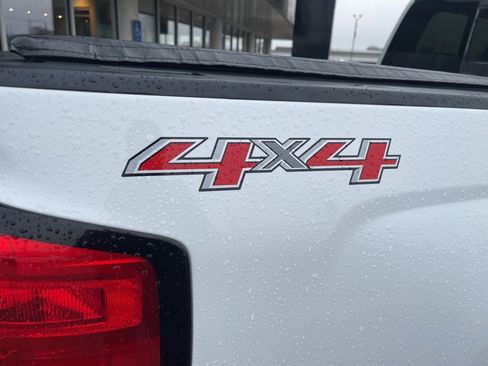 Used 2015 Chevrolet Silverado 1500 LTZ image 9