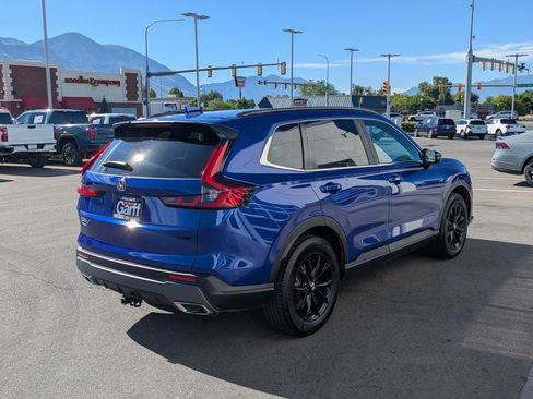 Used 2025 Honda CR-V Sport-L image 3