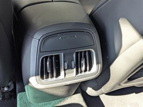 Used 2018 Maserati Levante S GranLusso image 16