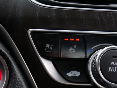 Used 2021 Honda Accord Touring image 30