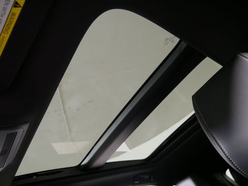 Used 2025 MAZDA CX-90 Plug-In Hybrid w/ Premium Plus image 30