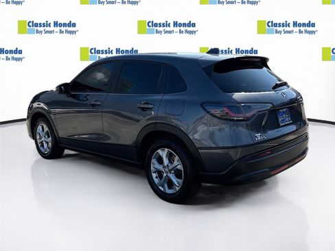 Certified 2023 Honda HR-V LX image 5