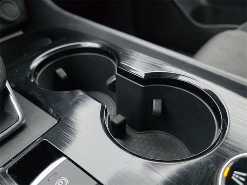 Used 2024 Nissan Rogue SV image 23