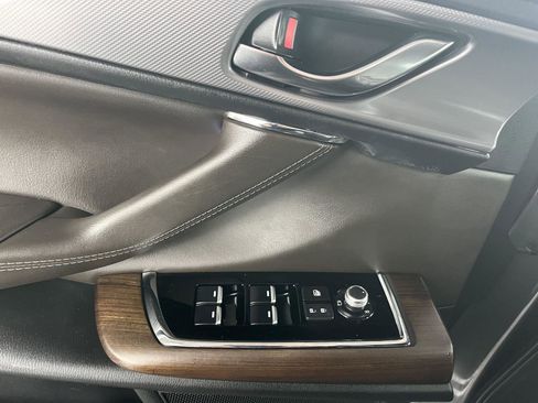 Certified 2022 MAZDA CX-9 Signature AWD/4WD image 15