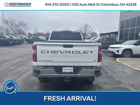 Used 2024 Chevrolet Silverado 3500 LT w/ Convenience Package image 5