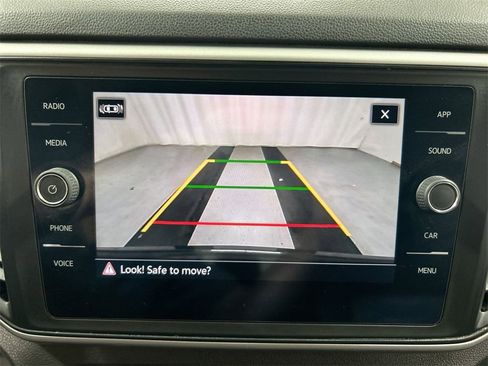 Used 2021 Volkswagen Atlas Cross Sport SE image 15