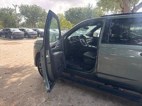 Used 2023 Cadillac Escalade Sport Platinum image 10