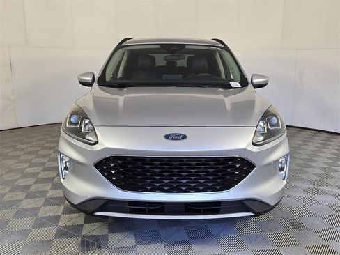 Used 2020 Ford Escape SEL image 3