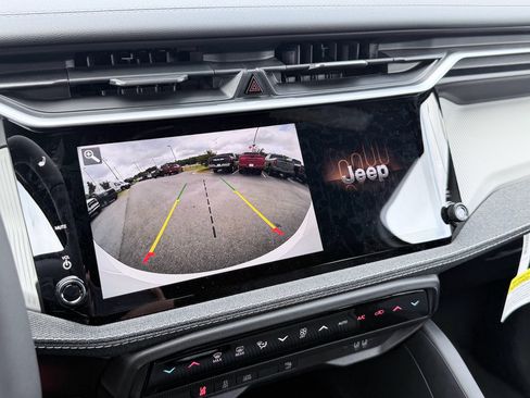New 2026 Jeep Cherokee Laredo AWD/4WD image 16