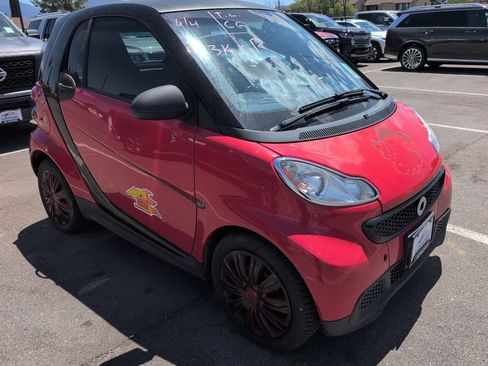 Used 2014 smart fortwo Coupe RWD image 4