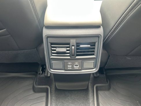 Certified 2026 Subaru Forester Premium AWD/4WD image 29