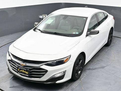Used 2019 Chevrolet Malibu LS image 39