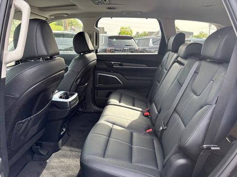 New 2025 Kia Telluride EX image 15