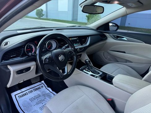 Used 2018 Buick Regal Preferred w/ Sights and Sounds Package image 11