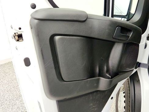 Used 2025 RAM ProMaster 2500 w/ U-Haul Equipment Group FWD image 10