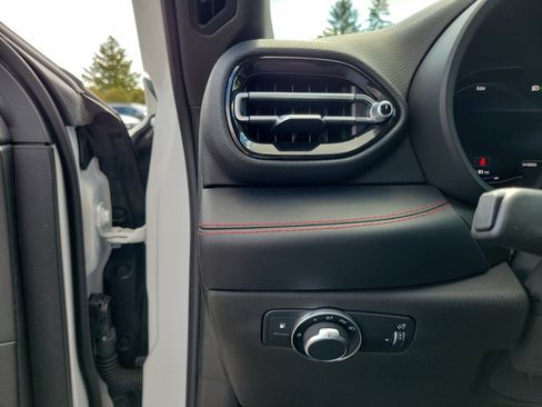 Used 2024 Dodge Hornet R/T image 20