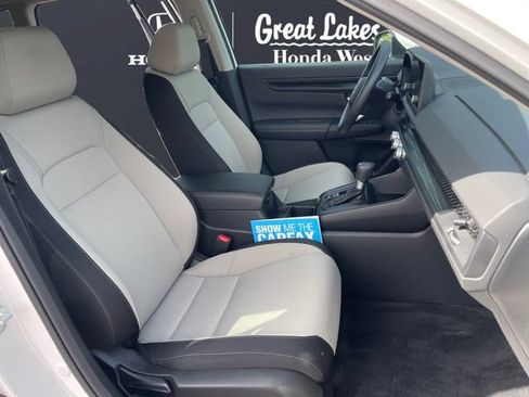 Certified 2025 Honda CR-V EX image 15