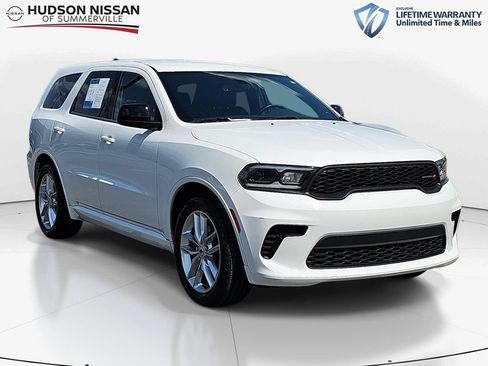 Used 2023 Dodge Durango GT RWD image 1