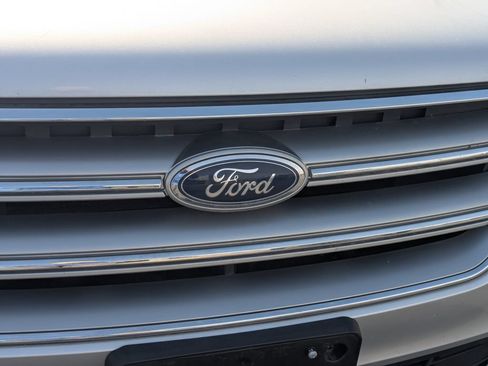 Used 2017 Ford Escape Titanium AWD/4WD image 11