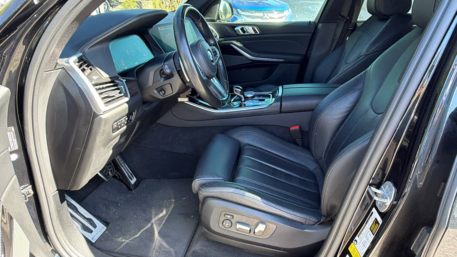 Used 2021 BMW X5 sDrive40i w/ M Sport Package RWD image 17