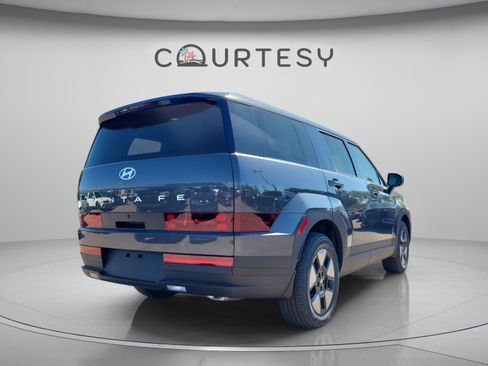New 2026 Hyundai Santa Fe SE FWD image 4