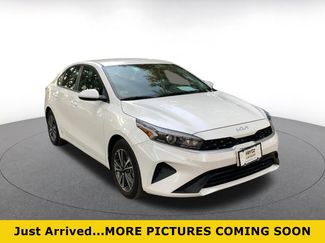 Used 2024 Kia Forte LXS video 1