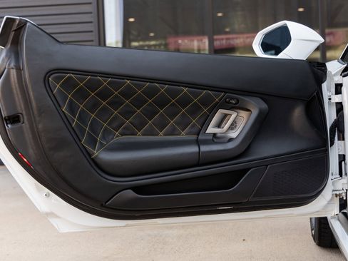 Used 2014 Lamborghini Gallardo LP 550-2 image 20