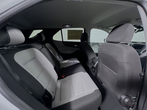 Used 2019 Chevrolet Equinox LT FWD image 33