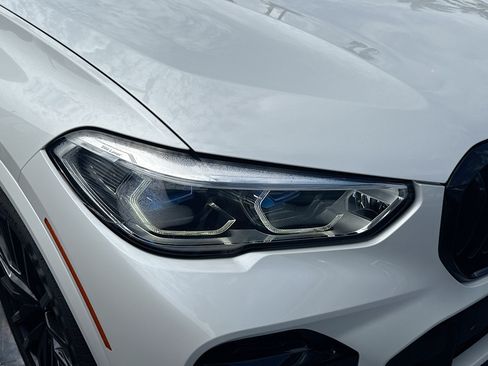 Used 2022 BMW X5 M50i w/ Executive Package AWD/4WD image 32
