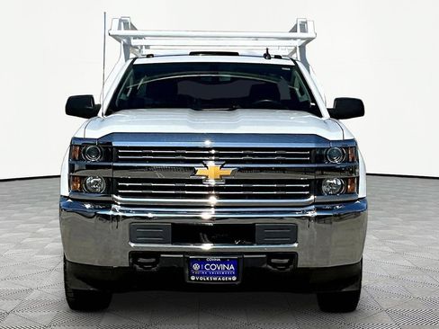 Used 2018 Chevrolet Silverado 2500 W/T w/ WT Convenience Package AWD/4WD image 2