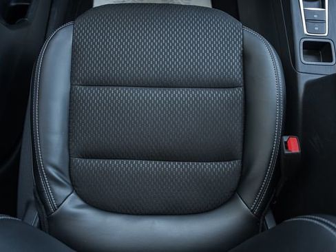 New 2026 Ford Escape SE image 37