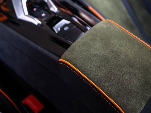 Used 2024 Lamborghini Huracan Sterrato AWD/4WD image 47