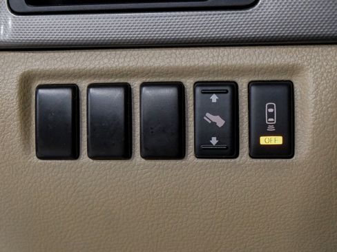 Used 2012 Nissan Armada SV image 26