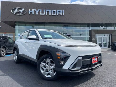 New 2026 Hyundai Kona SE FWD image 1