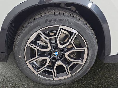 New 2026 BMW X1 xDrive28i w/ Convenience Package AWD/4WD image 34