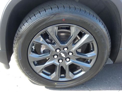 Used 2019 Chevrolet Traverse RS w/ LPO, Cargo Package image 4