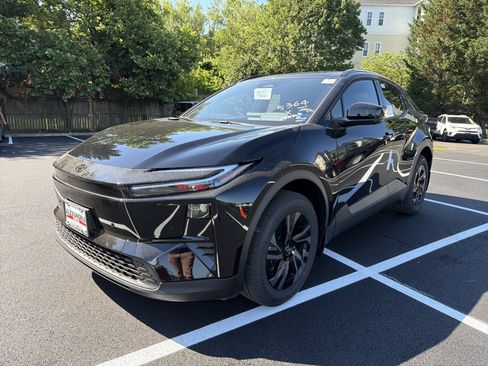 New 2026 Toyota C-HR AWD/4WD image 1