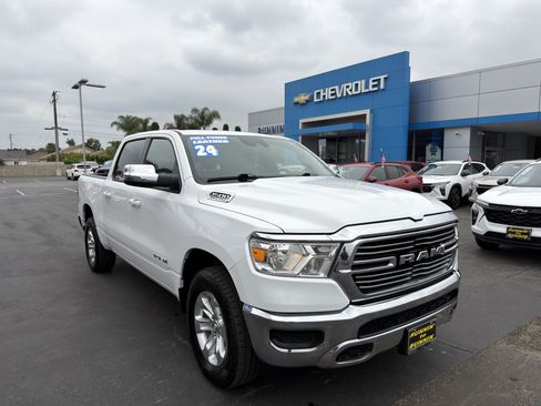 Used 2024 RAM 1500 Laramie AWD/4WD image 2