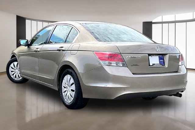 Used 2010 Honda Accord LX image 4