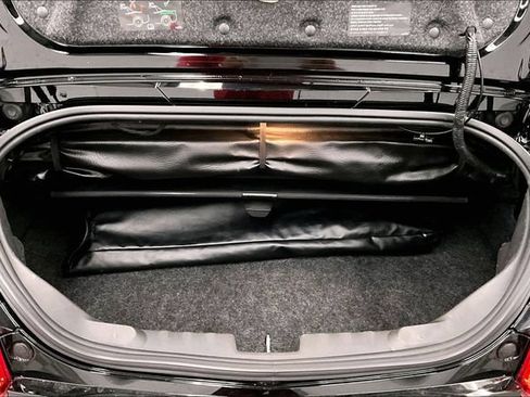 Used 2015 Chevrolet Camaro SS RWD image 38