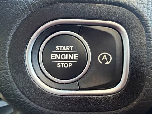 Certified 2023 Mercedes-Benz GLS 450 4MATIC image 26