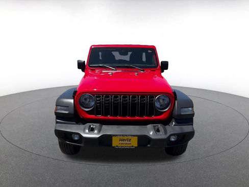 Used 2025 Jeep Wrangler Unlimited Sport AWD/4WD image 3